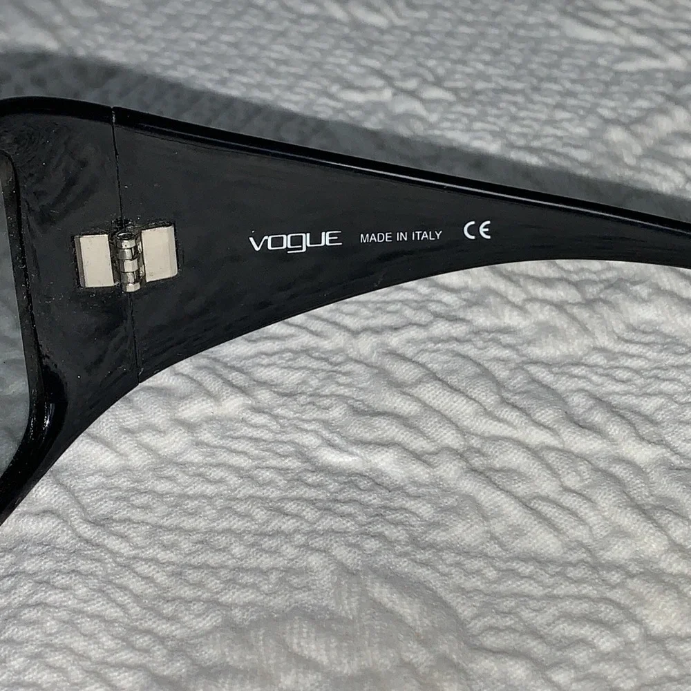 VOGUE VO 2399-S W44/11 BLACK SUNGLASSES AUTHENTIC FRAMES‎ 63-16 Italy